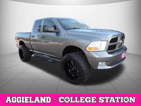 Used 2012 RAM 1500 Express RWD image 3