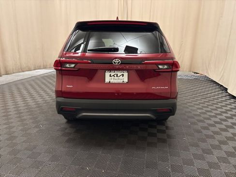 Used 2024 Toyota Grand Highlander Platinum image 6