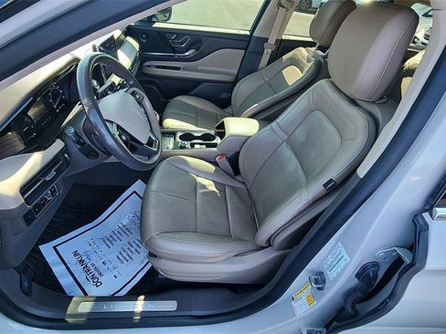 Used 2020 Lincoln Corsair Reserve image 11