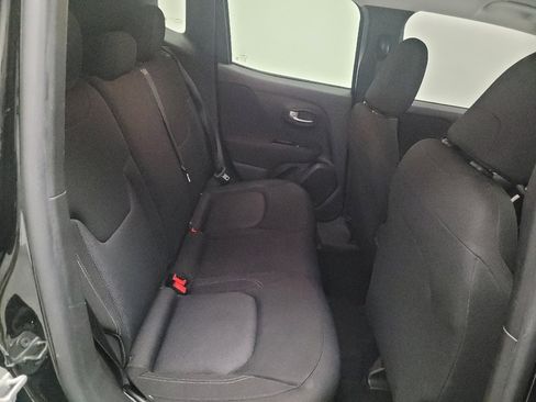 Used 2020 Jeep Renegade Sport image 19