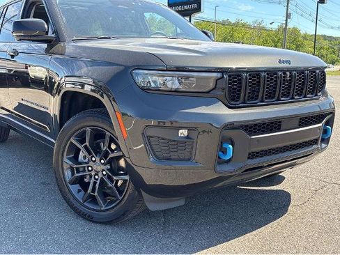 Used 2024 Jeep Grand Cherokee Limited 4xe AWD/4WD image 2