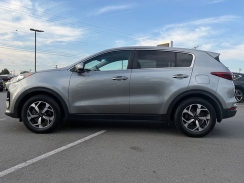 Used 2020 Kia Sportage LX FWD image 4