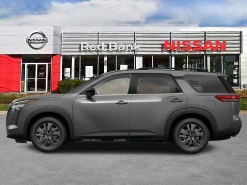 New 2026 Nissan Pathfinder SV image 2