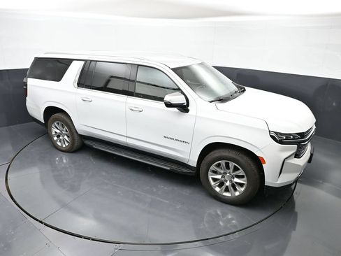 Used 2023 Chevrolet Suburban Premier AWD/4WD image 49