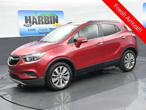 Used 2019 Buick Encore Preferred FWD image 1