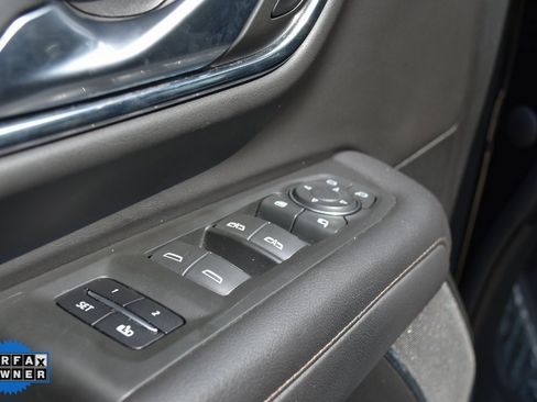 Used 2022 Chevrolet Tahoe High Country image 25