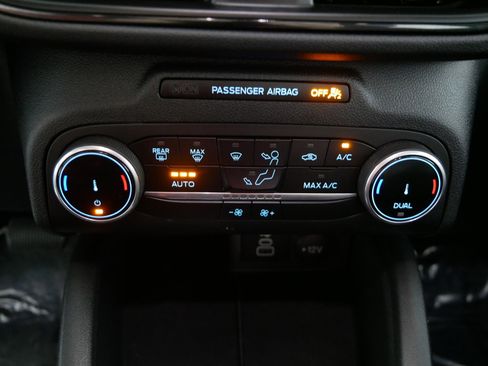 Used 2025 Ford Escape ST-Line AWD/4WD image 23
