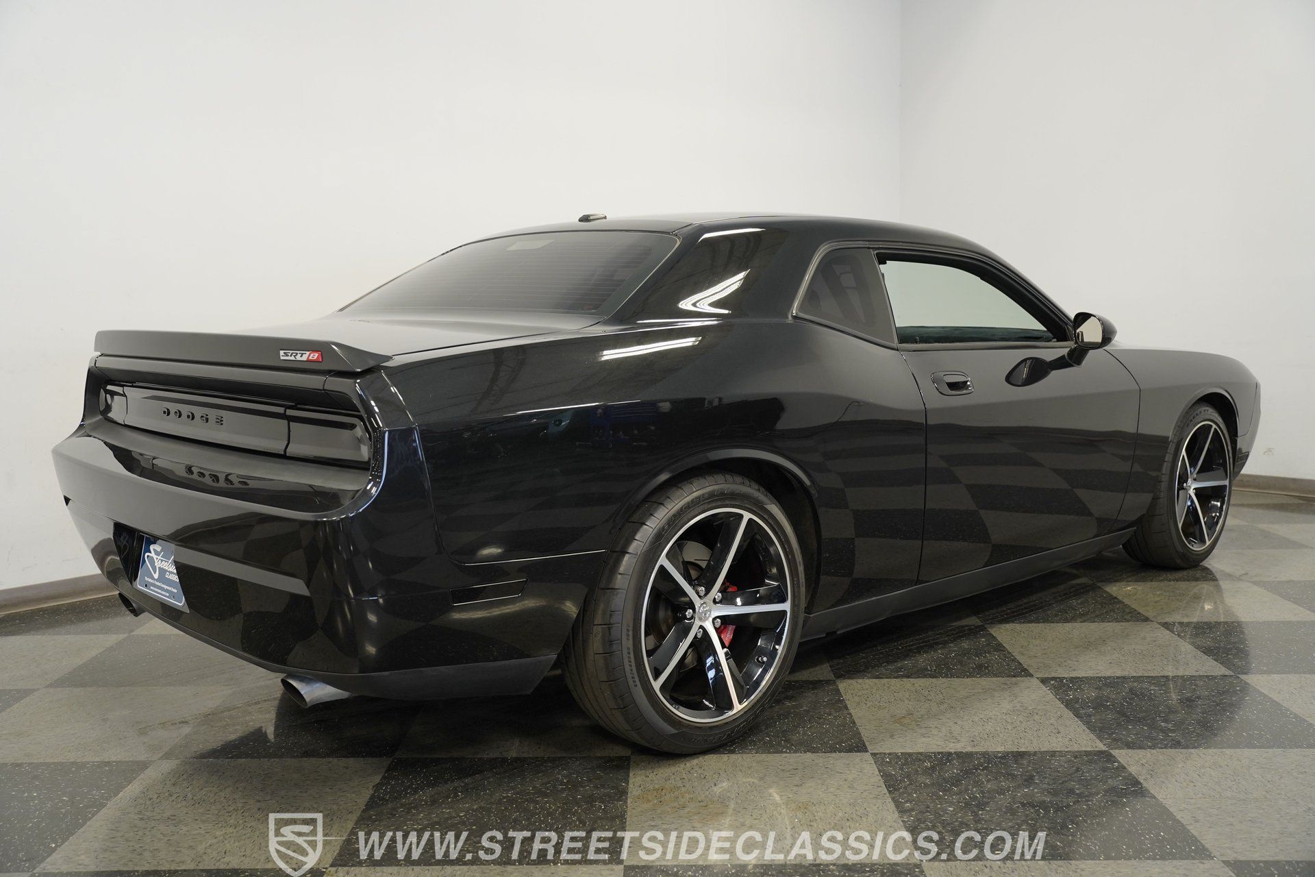 Used 2010 Dodge Challenger SRT8 w/ SRT Option Group II RWD image 12