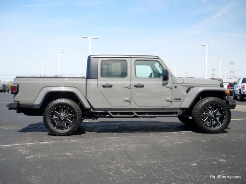 Used 2022 Jeep Gladiator Sport image 15