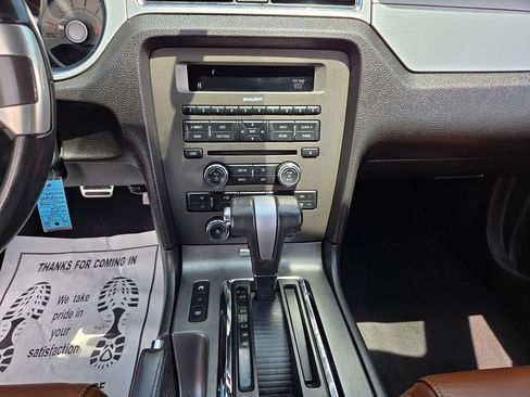 Used 2010 Ford Mustang Premium RWD image 27