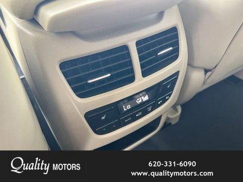 Used 2018 Acura MDX SH-AWD w/ Advance Package image 9