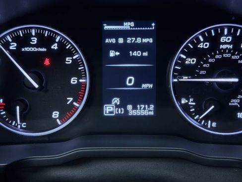 Used 2024 Subaru Crosstrek 2.5i Limited AWD/4WD image 11