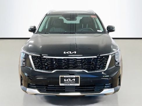 New 2026 Kia Sorento EX w/ EX Premium Package AWD/4WD image 2