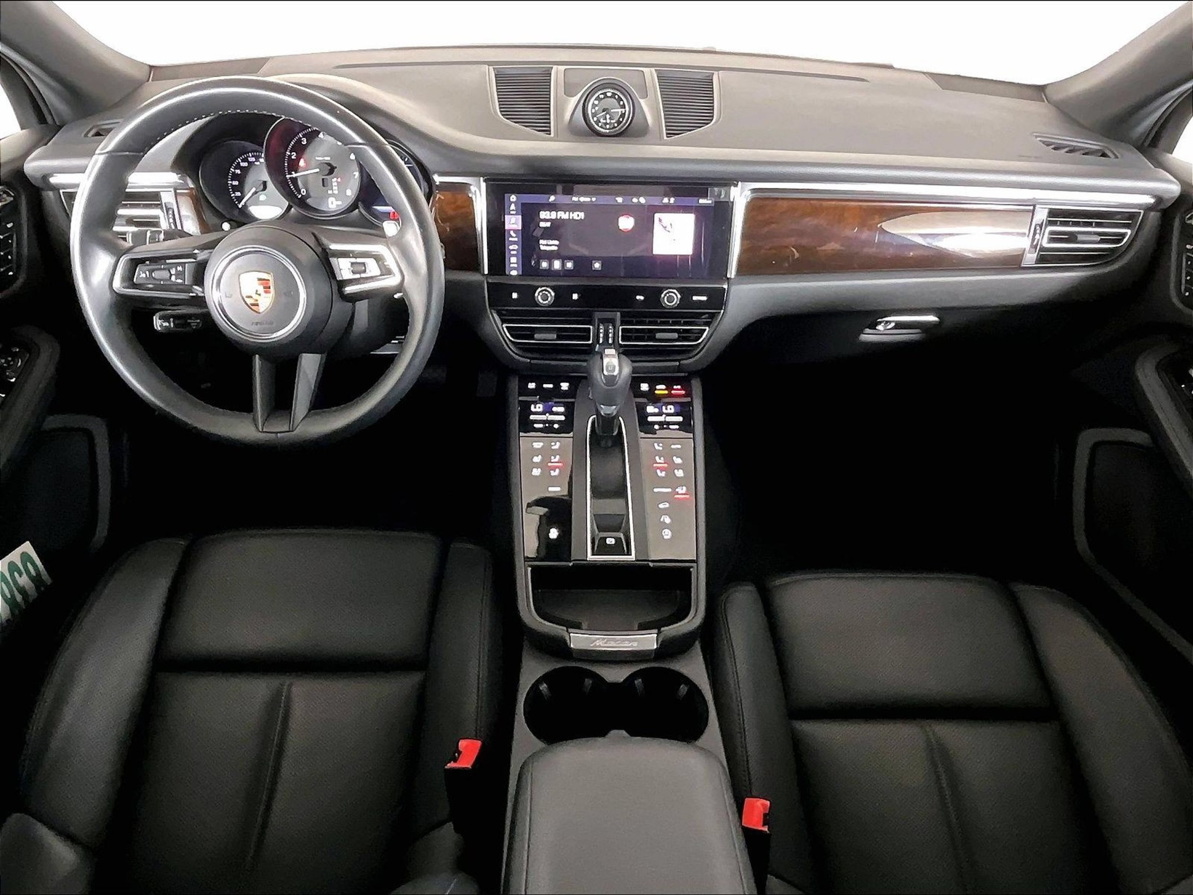 Used 2026 Porsche Macan AWD/4WD image 12
