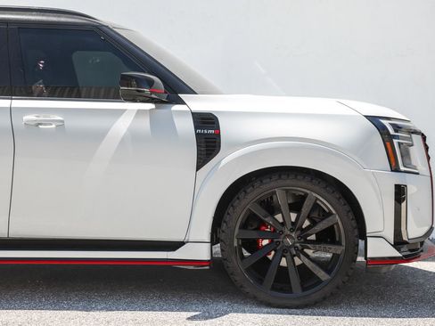 Used 2026 Nissan Armada NISMO AWD/4WD image 3