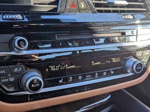 Used 2017 BMW 530i xDrive image 13