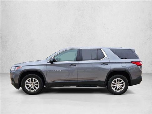Used 2020 Chevrolet Traverse LS image 9