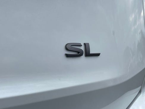 New 2025 Nissan Rogue SL w/ SL Premium Package image 17