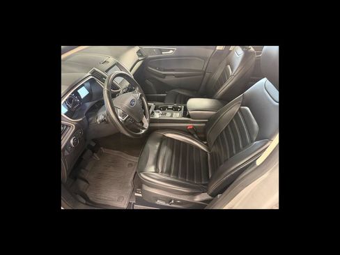 Used 2019 Ford Edge SEL w/ Equipment Group 201A AWD/4WD image 11