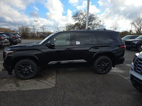 New 2026 Toyota Sequoia Platinum image 4