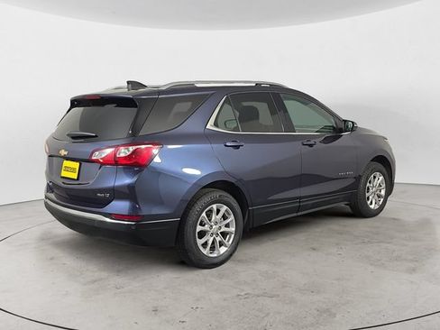 Used 2018 Chevrolet Equinox LT w/ Sun & Infotainment Package AWD/4WD image 5