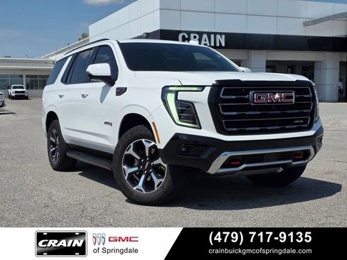 Used 2025 GMC Yukon AT4 AWD/4WD image 1