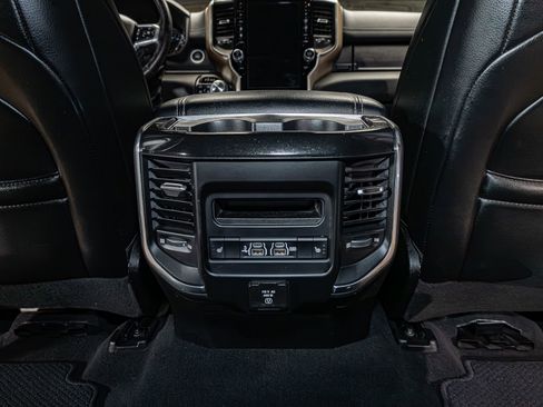 Used 2019 RAM 1500 Laramie AWD/4WD image 24
