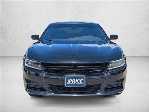 Used 2023 Dodge Charger SXT RWD image 2