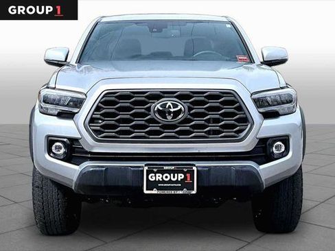 Certified 2023 Toyota Tacoma TRD Off-Road w/ Black Out Package (TMS) AWD/4WD image 4