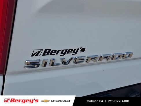 Used 2023 Chevrolet Silverado 1500 RST AWD/4WD image 31