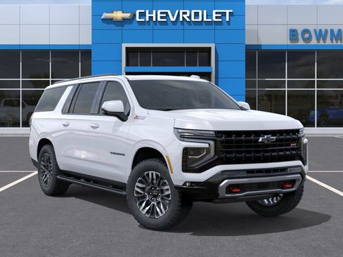 New 2026 Chevrolet Suburban Z71 w/ Comfort Package AWD/4WD image 7