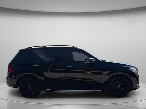 Used 2017 Mercedes-Benz GLE 43 AMG 4MATIC image 33