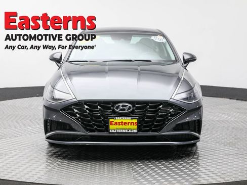 Used 2023 Hyundai Sonata SEL image 2