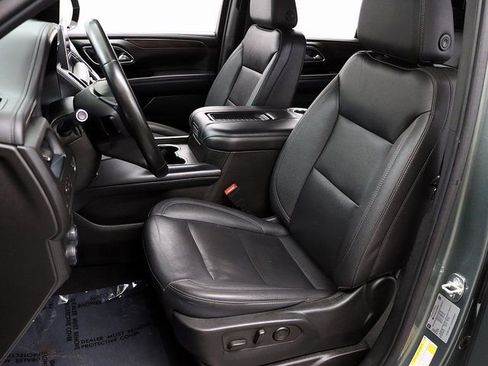 Used 2023 Chevrolet Tahoe LT RWD image 9