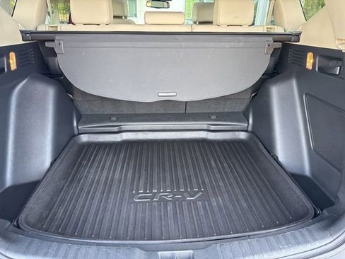 Used 2018 Honda CR-V Touring image 17
