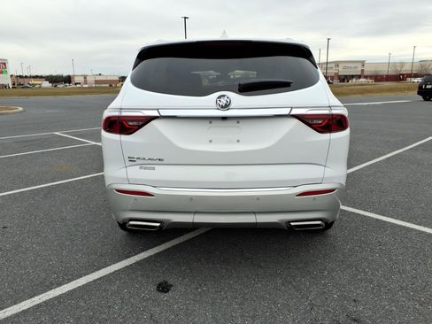 Certified 2024 Buick Enclave Essence image 6