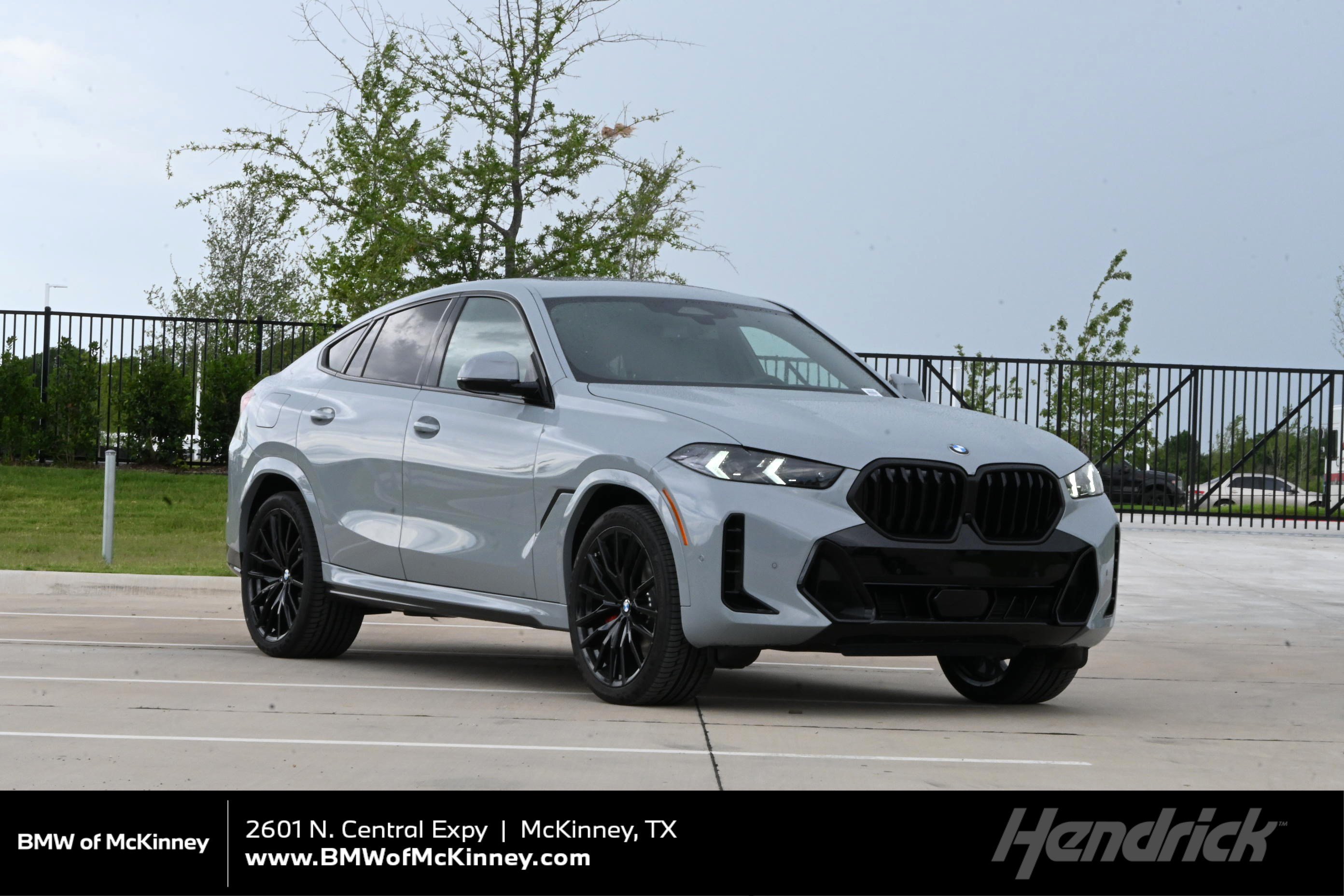New 2027 BMW X6 xDrive40i w/ Climate Comfort Package AWD/4WD image 1