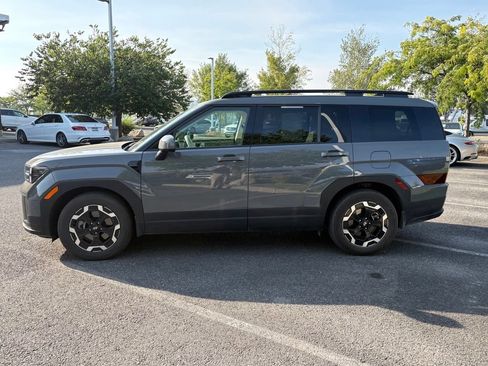 Used 2024 Hyundai Santa Fe SEL AWD/4WD image 4