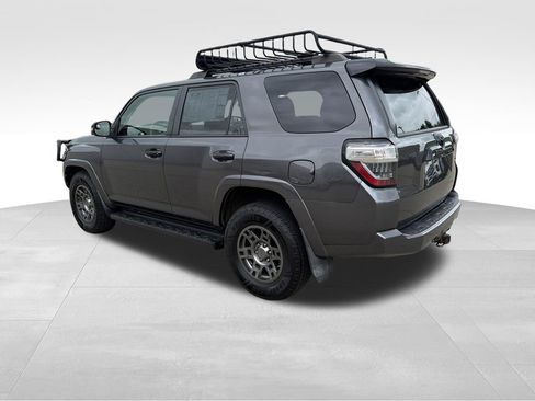 Used 2020 Toyota 4Runner Venture w/ Moonroof Package AWD/4WD image 3