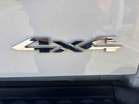 New 2026 RAM 3500 Laramie AWD/4WD image 14
