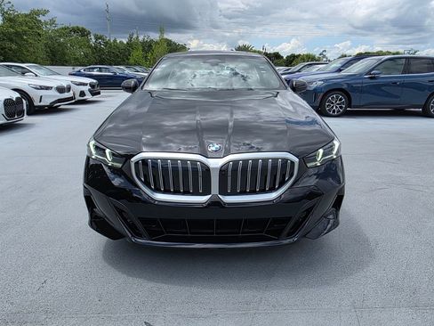 New 2026 BMW 530i w/ M Sport Package RWD image 2