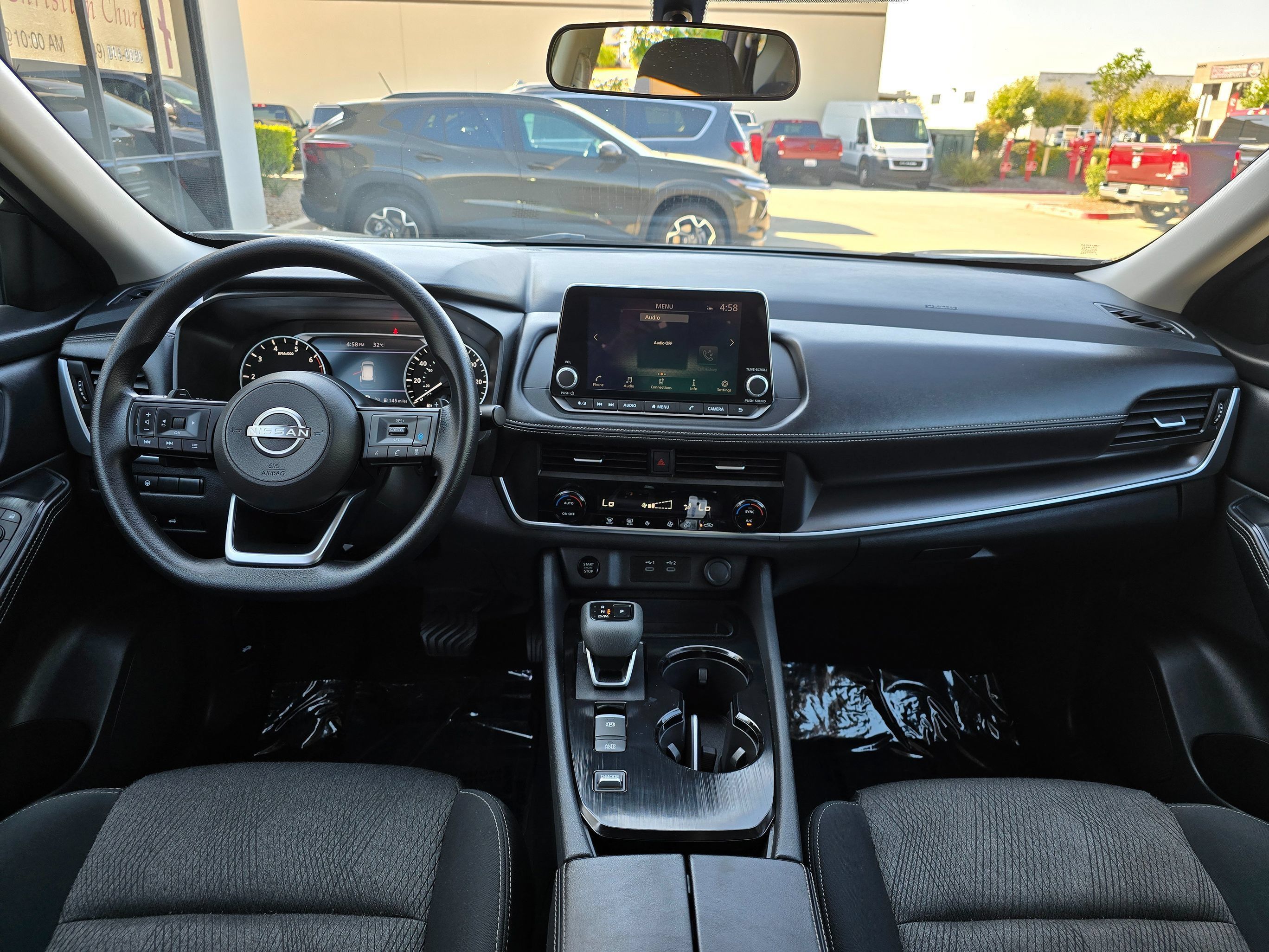 Used 2024 Nissan Rogue SV FWD image 24