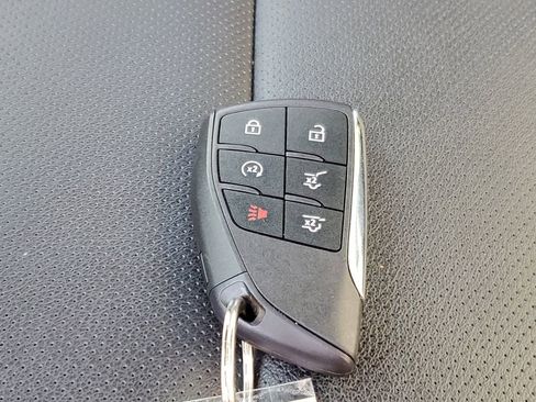 Certified 2025 Chevrolet Tahoe Premier image 38