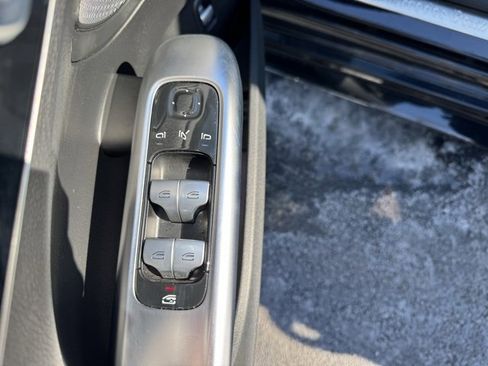 Certified 2023 Mercedes-Benz C 300 4MATIC Sedan image 21
