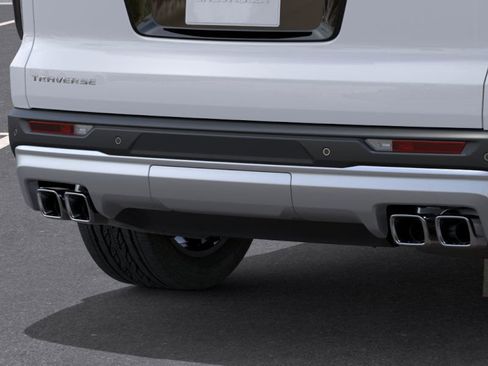 New 2026 Chevrolet Traverse LT w/ Driver Confidence Package image 14