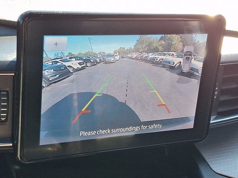 Used 2020 Ford Explorer XLT w/ Equipment Group 202A AWD/4WD image 20