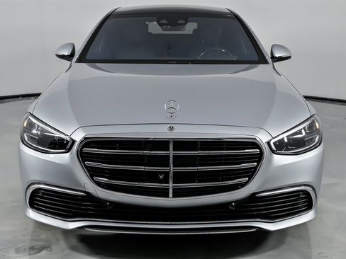 Used 2021 Mercedes-Benz S 580 4MATIC Sedan image 5