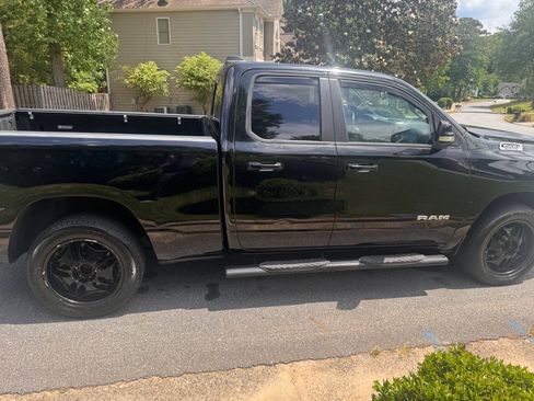 Used 2019 RAM 1500 Big Horn AWD/4WD image 8
