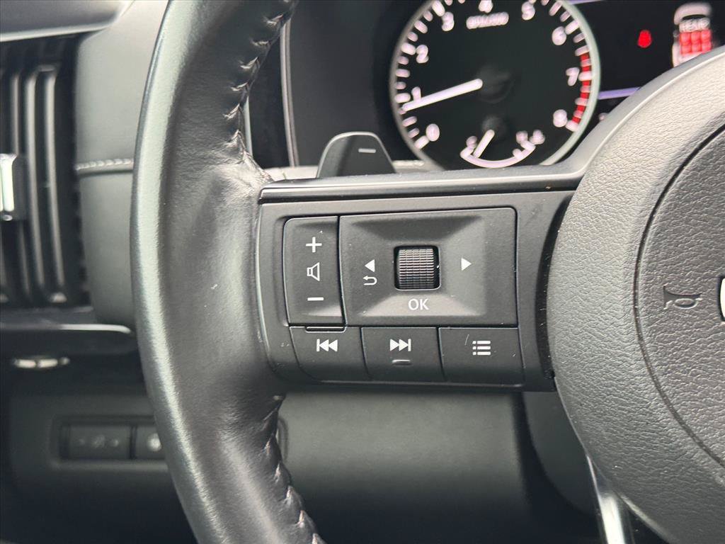 Certified 2024 Nissan Pathfinder SV w/ Lighting Package (N92) FWD image 18