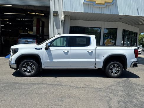 New 2026 GMC Sierra 1500 SLE w/ Preferred Package AWD/4WD image 6
